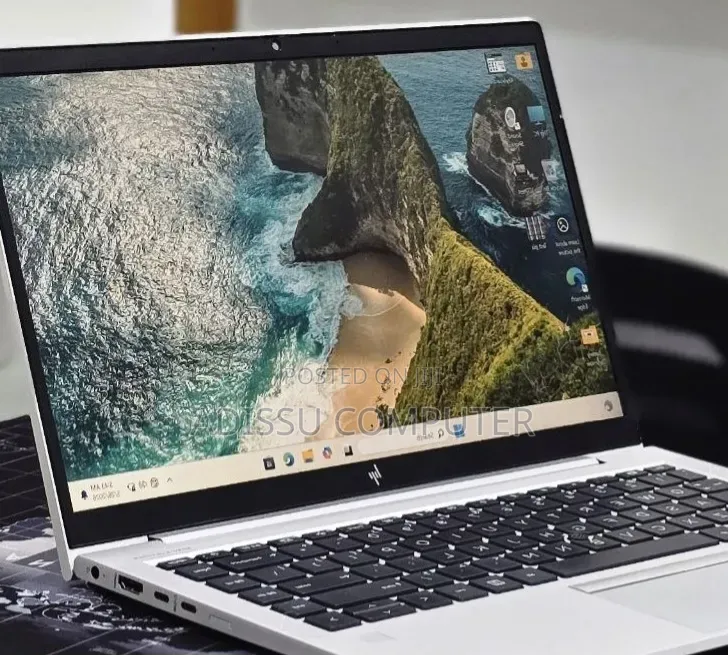 New Laptop HP EliteBook 845 G8 16GB AMD Ryzen 7 SSD 512GB