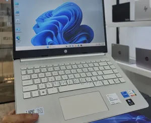 New Laptop HP 16GB Intel Core i5 SSD 512GB