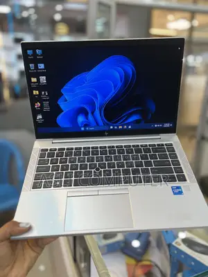 New Laptop HP EliteBook 840 G8 16GB Intel Core i5 SSD 512GB
