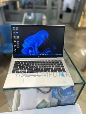 New Laptop HP EliteBook 840 G8 16GB Intel Core i5 SSD 512GB