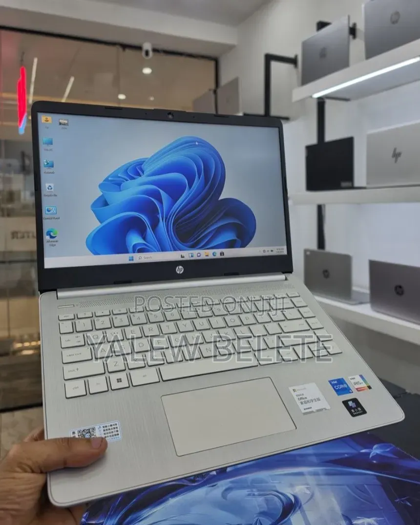 New Laptop HP Stream Notebook 16GB Intel Core i5 SSD 512GB