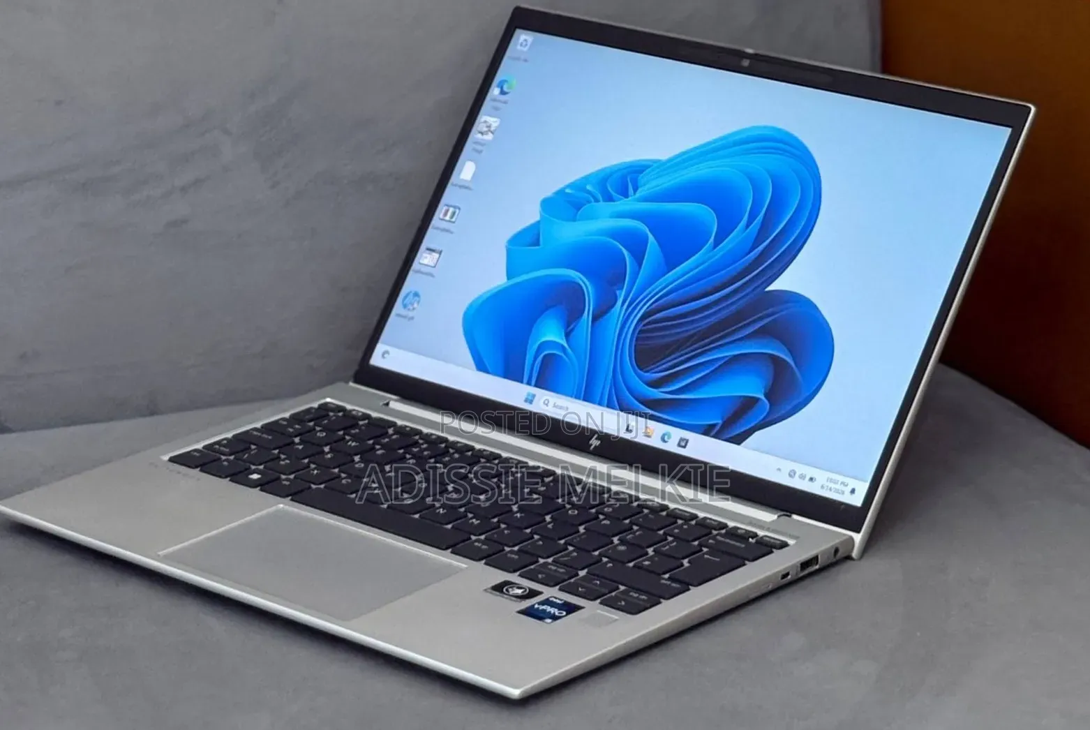 New Laptop HP EliteBook 830 G9 16GB Intel Core i5 SSD 512GB