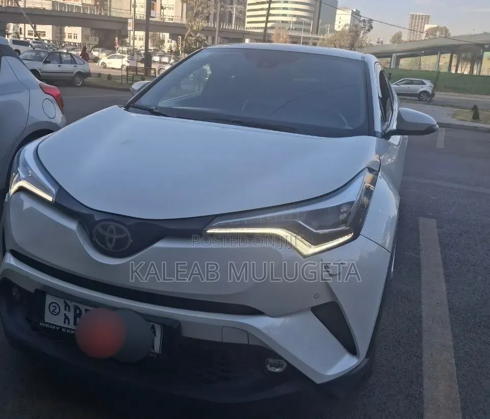 Toyota RAV4 2019 White