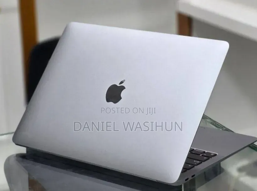 New Laptop Apple MacBook Air 2020 M1 8GB Apple M1 SSD 256GB