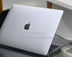 New Laptop Apple MacBook Air 2020 M1 8GB Apple M1 SSD 256GB