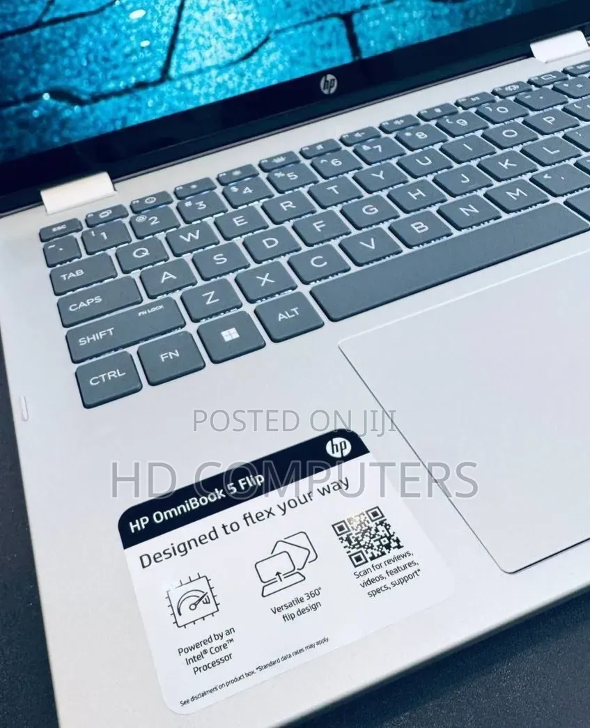 New Laptop HP OmniBook 5 Flip 16GB Intel Core Ultra 7 SSD 1T