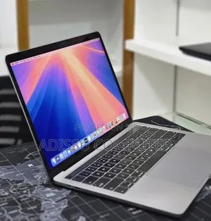 New Laptop Apple MacBook Air 2020 M1 16GB Intel Core i7 SSD 512GB