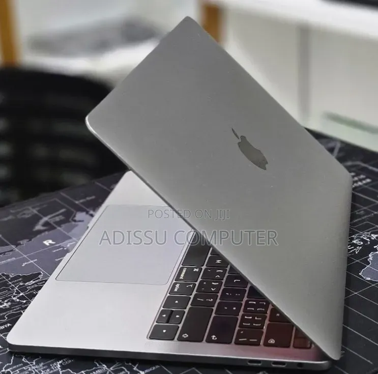 New Laptop Apple MacBook Air 2020 M1 16GB Intel Core i7 SSD 512GB