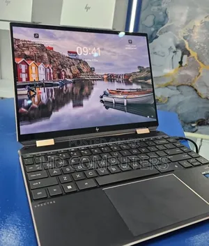 New Laptop HP Spectre X360 16GB Intel Core i7 SSD 512GB