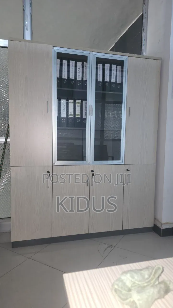 Office Table የቢሮ ጠረጴዛ