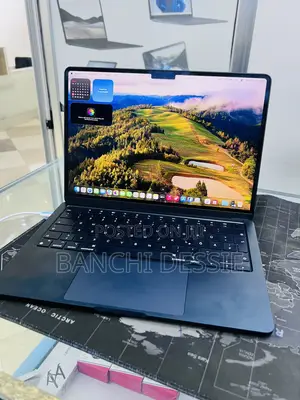 New Laptop Apple MacBook Air 2022 M2 16GB Apple M2 SSD 512GB