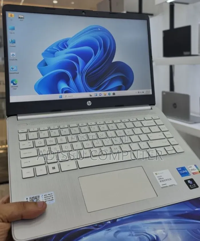 New Laptop HP Stream Notebook 16GB Intel Core i5 SSD 512GB
