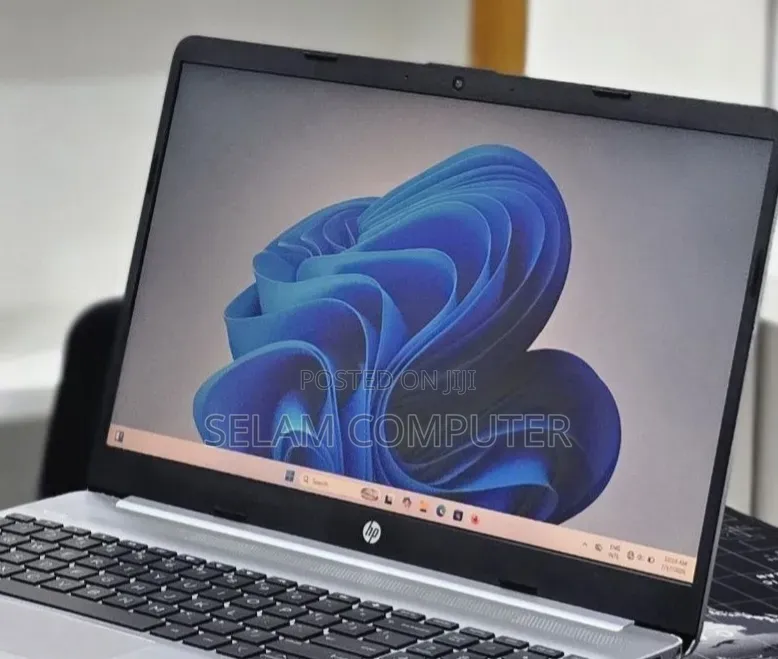 New Laptop HP Stream Notebook 16GB Intel Core i5 SSD 512GB
