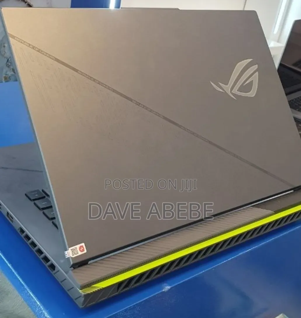 New Laptop Asus ROG Strix G16 16GB Intel Core i9 SSD 1T