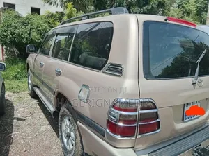Toyota Land Cruiser 2004 Beige