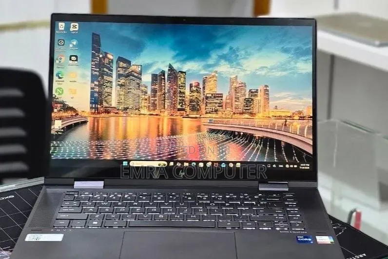 New Laptop HP 16GB Intel Core i7 SSD 512GB