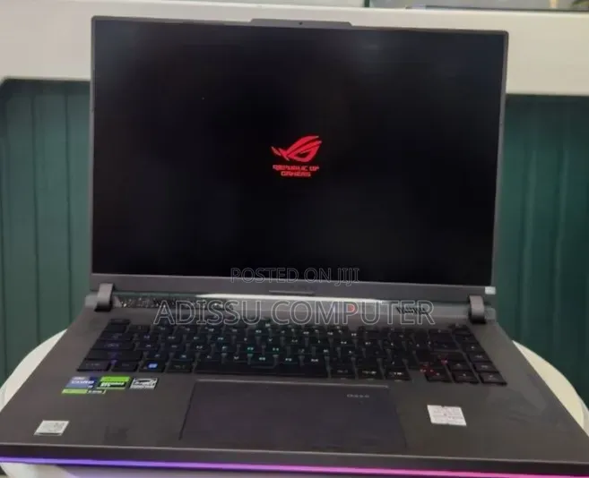 New Laptop Asus ROG Strix G15 16GB Intel Core i9 SSD 1T
