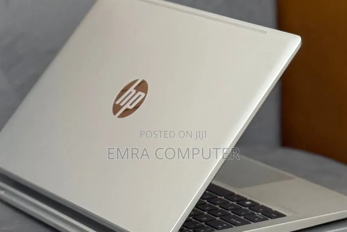 New Laptop HP ProBook 440 G10 8GB Intel Core i3 SSD 256GB