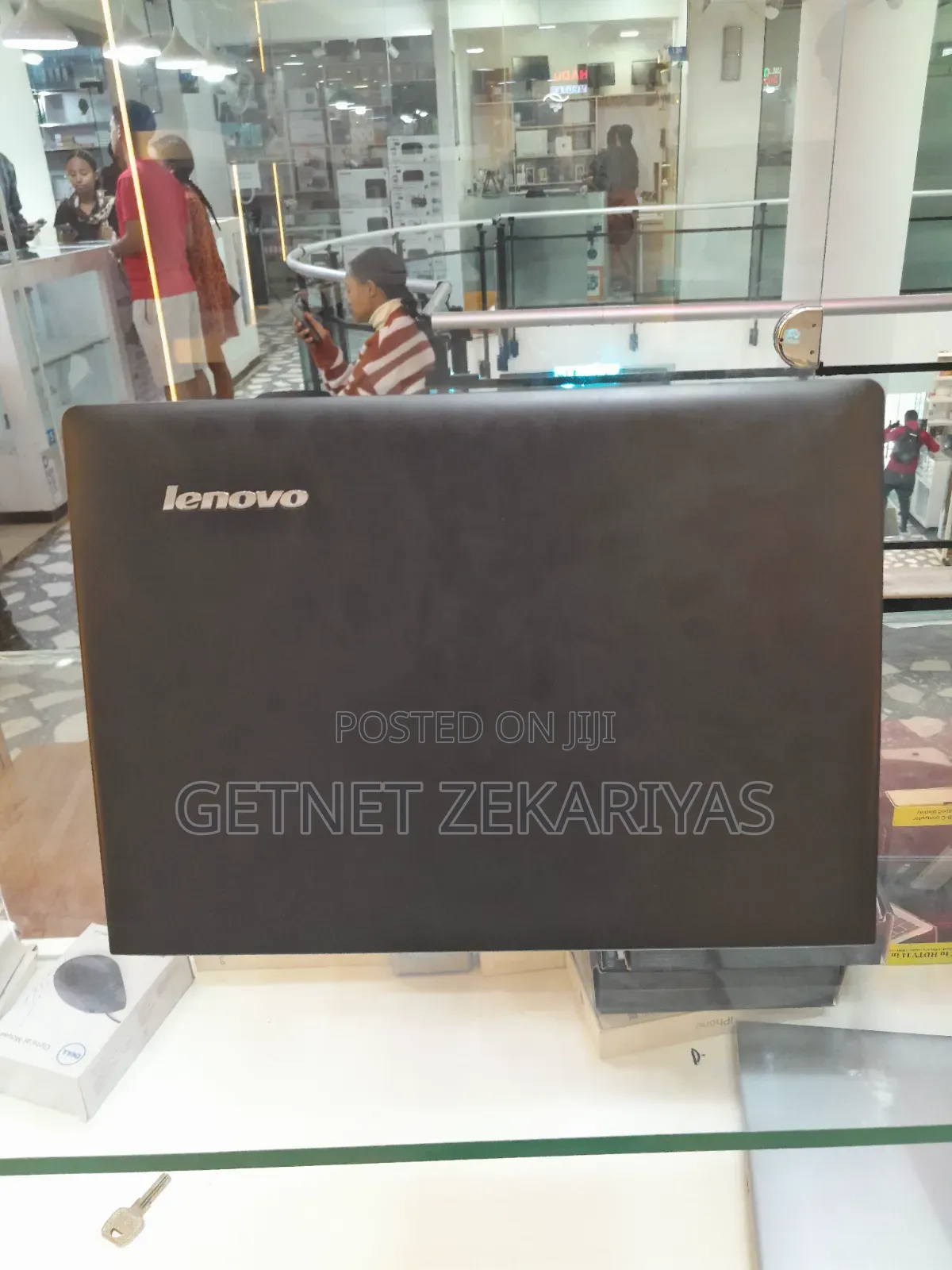New Laptop Lenovo 8GB Intel Core i3 HDD 500GB