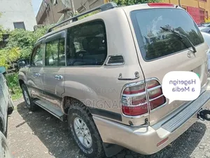 Toyota Land Cruiser 2004 Beige