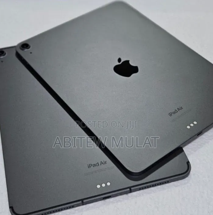New Apple iPad Air 64 GB Gray