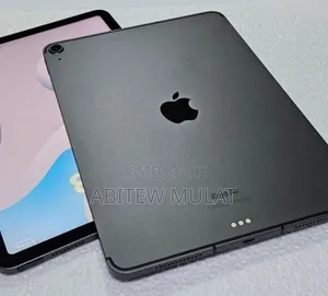 New Apple iPad Air 64 GB Gray