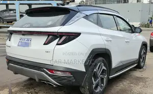 Hyundai Tucson SE 2022 White
