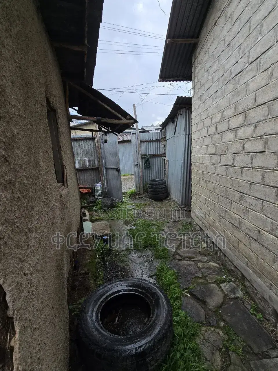 2bdrm House in ቀርደን ሀሰና ፕሮፐርቲስ, Lideta for sale