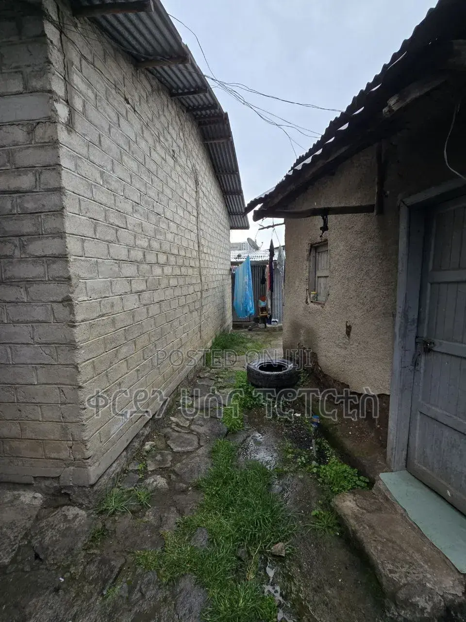 2bdrm House in ቀርደን ሀሰና ፕሮፐርቲስ, Lideta for sale