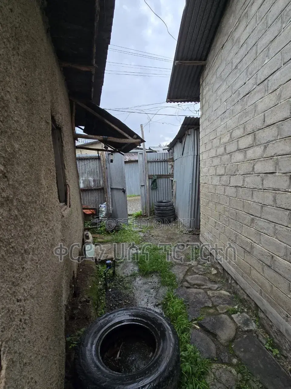 2bdrm House in ቀርደን ሀሰና ፕሮፐርቲስ, Lideta for sale