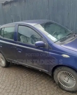 Toyota Vitz 1999 Blue