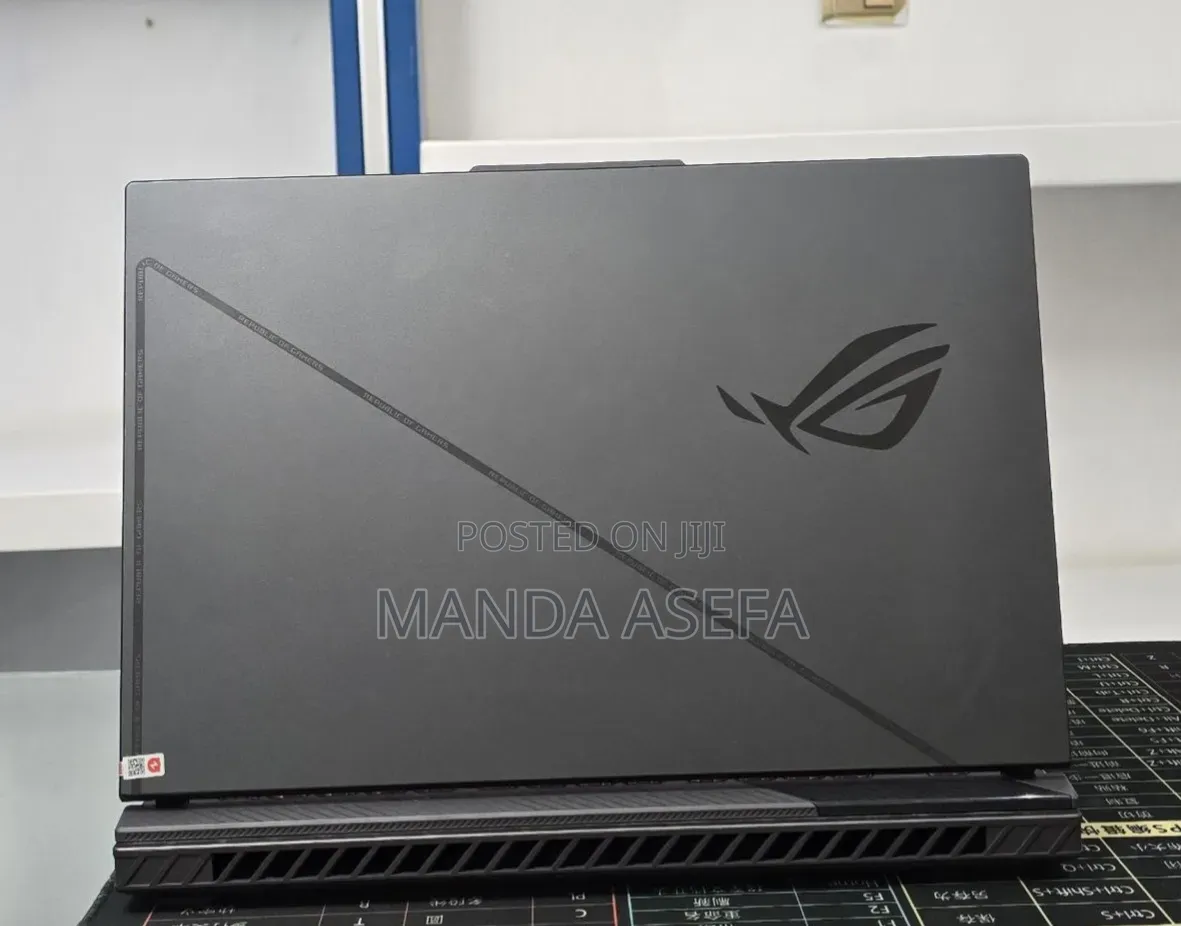 New Laptop Asus ROG Strix G16 G614 16GB Intel Core i7 SSD 512GB