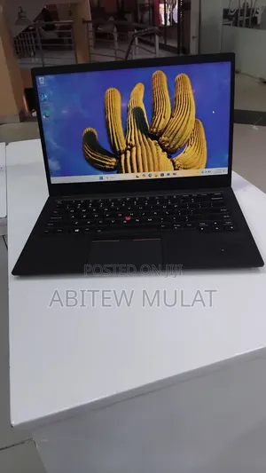 New Laptop Lenovo ThinkPad X1 Carbon 16GB Intel Core i7 SSD 512GB