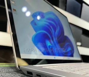 New Laptop Microsoft Surface 16GB Intel Core Ultra 7 SSD 512GB