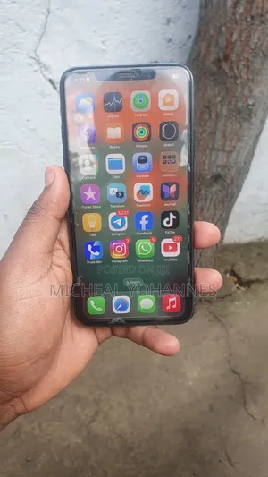 New Apple iPhone 11 Pro Max 256 GB Gray