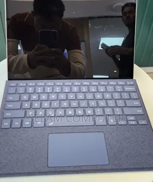 New Laptop Microsoft Surface 16GB Intel Core i7 SSD 512GB