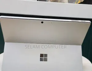 New Laptop Microsoft Surface 16GB Intel Core i7 SSD 512GB