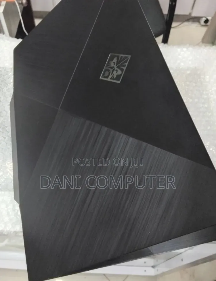 New Laptop HP Omen 17 16GB Intel Core i7 SSD 512GB