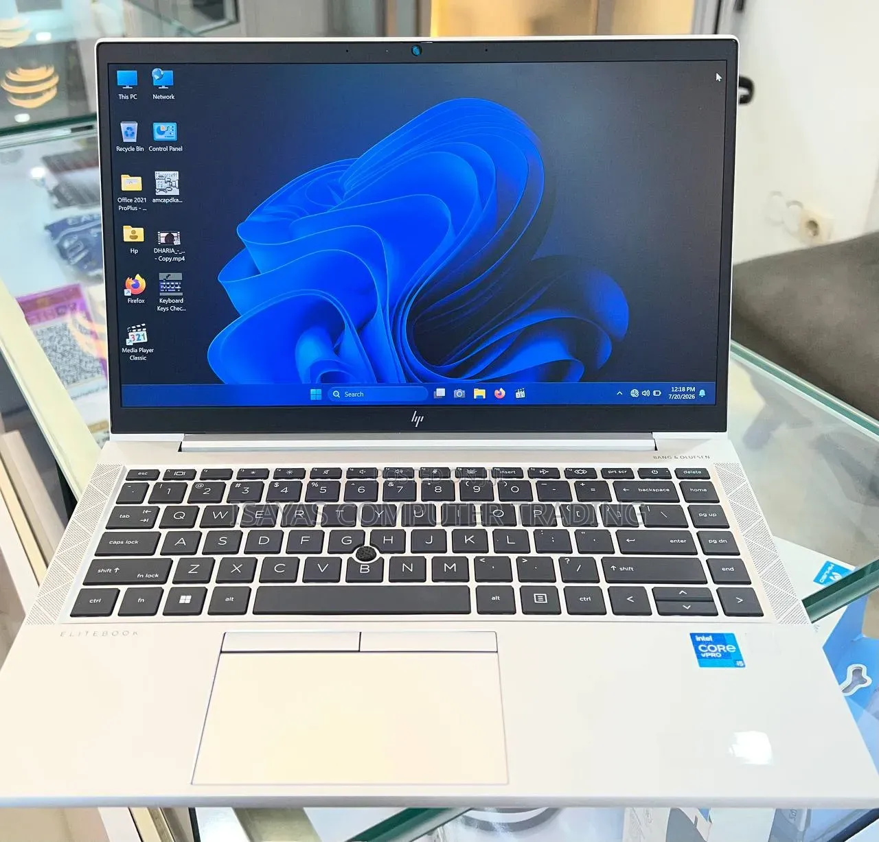 New Laptop HP EliteBook 840 G8 16GB Intel Core i5 SSD 512GB