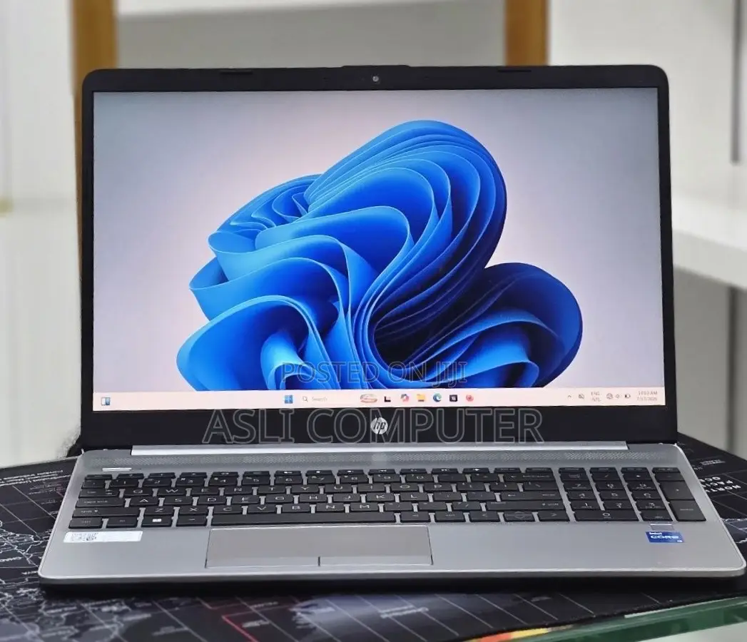 New Laptop HP Stream Notebook 8GB Intel Core i5 SSD 512GB