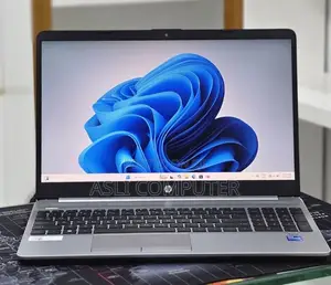New Laptop HP Stream Notebook 8GB Intel Core i5 SSD 512GB