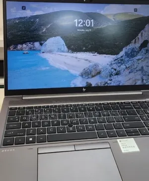 New Laptop HP Elitebook 830 G11 32GB Intel Core Ultra 7 SSD 512GB