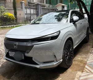 Honda e:NS1 68.8 kWh FWD 2023 Ivory