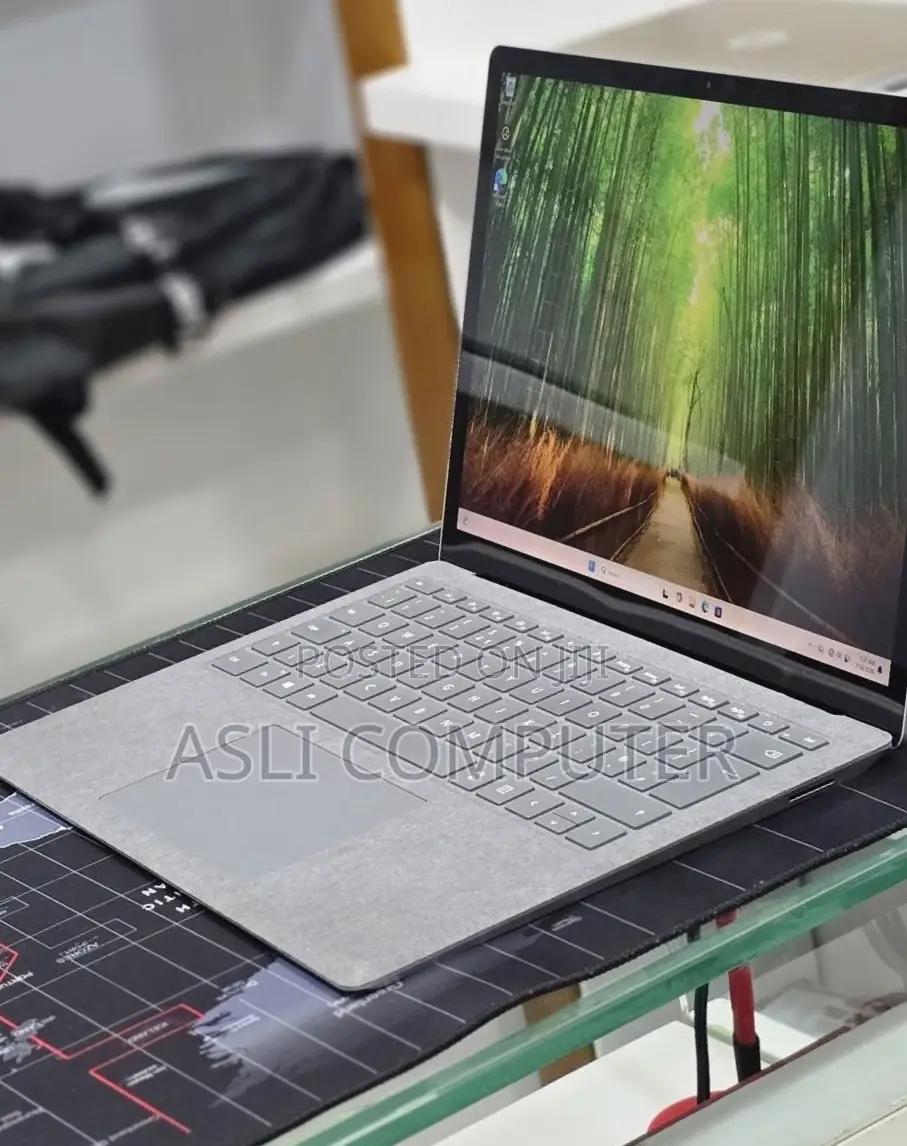 New Laptop Microsoft Surface Laptop 3 16GB Intel Core i7 SSD 512GB