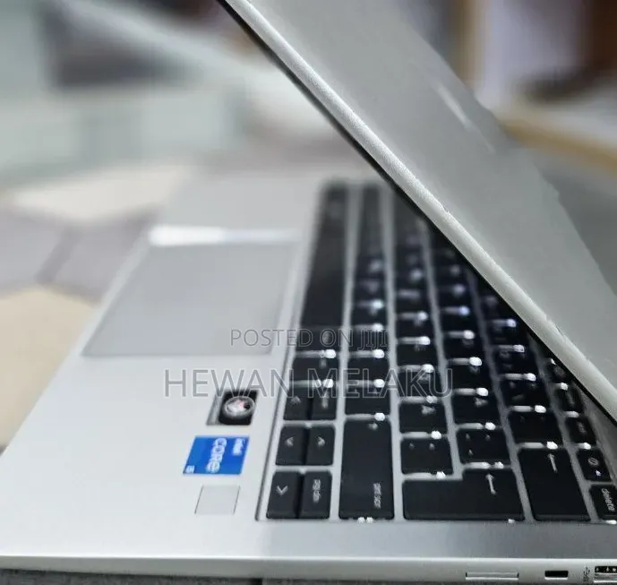New Laptop HP EliteBook 830 G9 16GB Intel Core i5 SSD 512GB