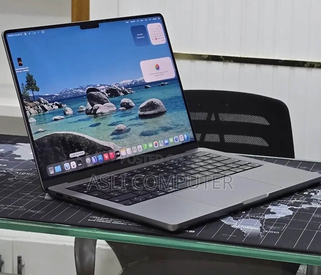 New Laptop Apple MacBook Pro 2021 M1 32GB Apple M1 Pro SSD 512GB