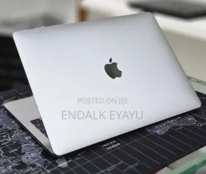 New Laptop Apple MacBook Pro 2019 16GB Intel Core i7 SSD 256GB