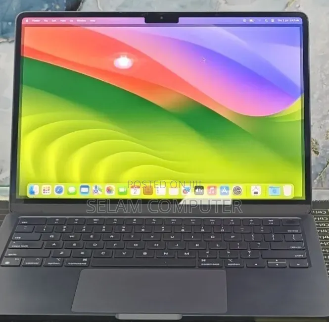 New Laptop Apple MacBook Pro 2023 M2 8GB Apple M2 SSD 512GB