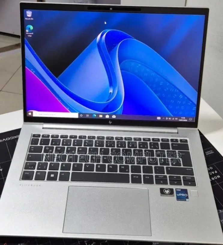 New Laptop HP EliteBook 840 G9 16GB Intel Core i7 SSD 512GB