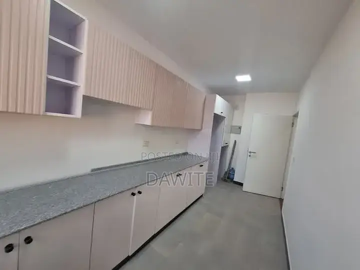 3bdrm Apartment in የግሎ, Bole for sale